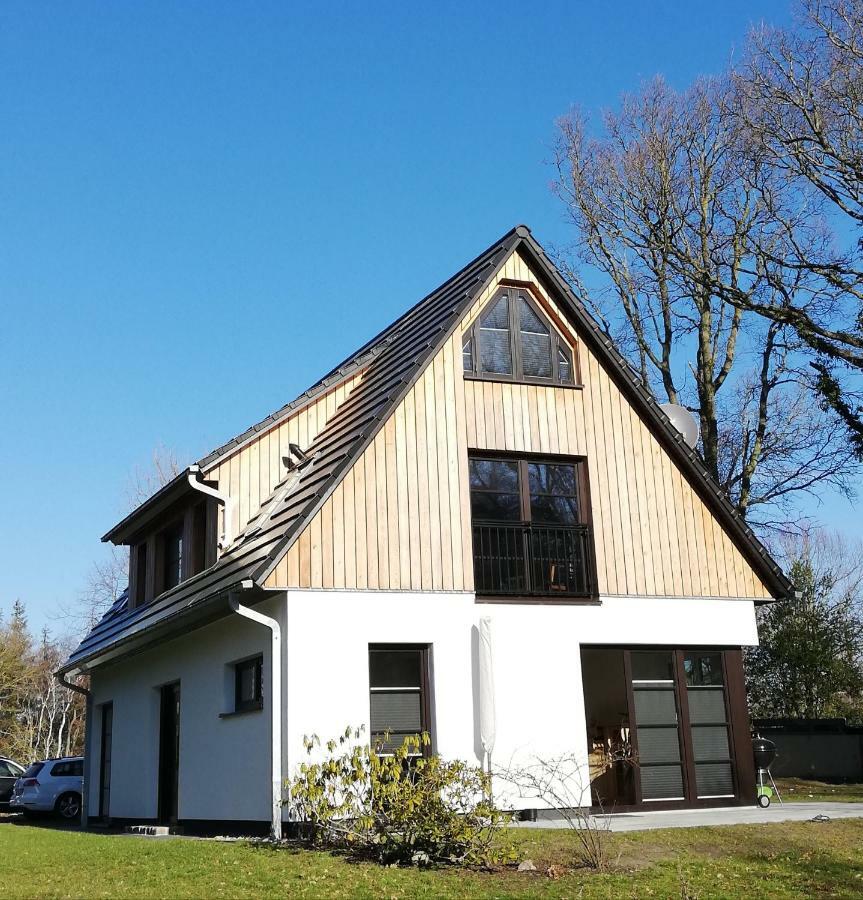 Darsser Strandgut - Haus Ahrenshooper Holz Экстерьер фото