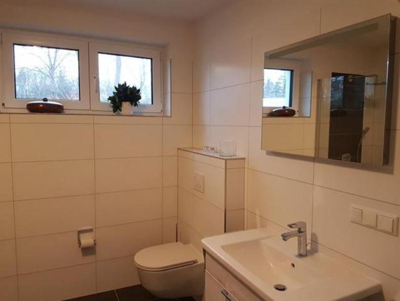 Darsser Strandgut - Haus Ahrenshooper Holz Экстерьер фото